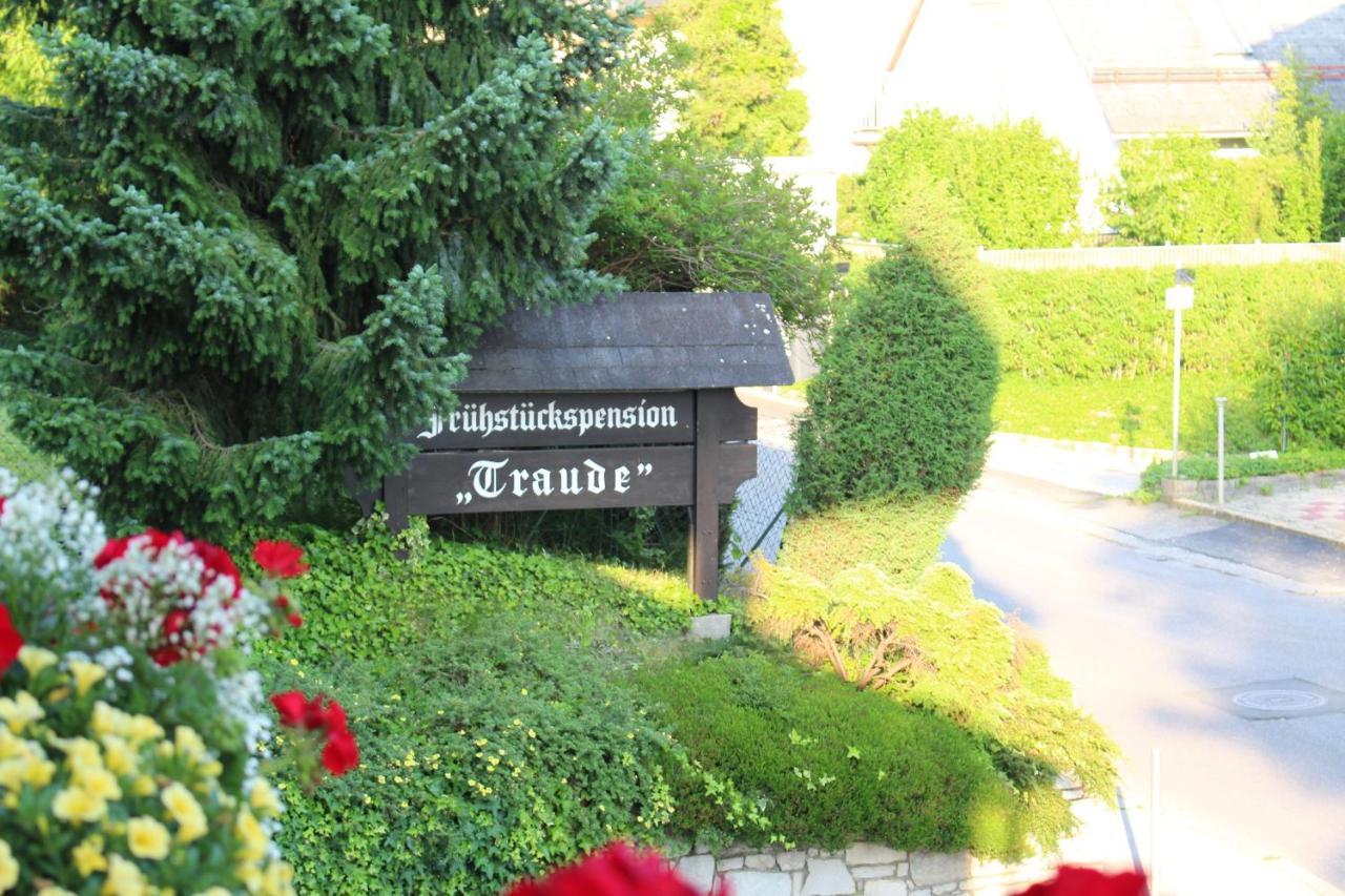 Pension Traude Graz Exterior photo