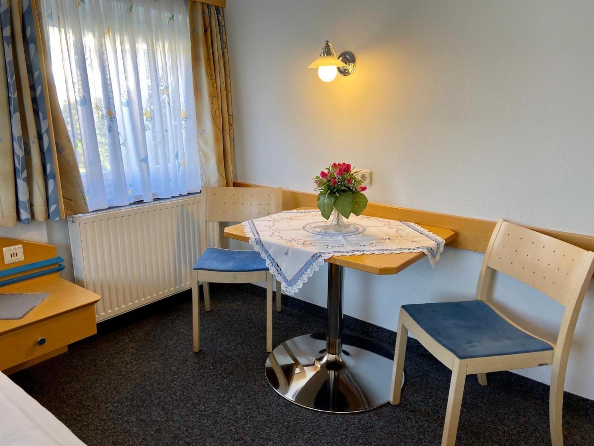 Pension Traude Graz Exterior photo